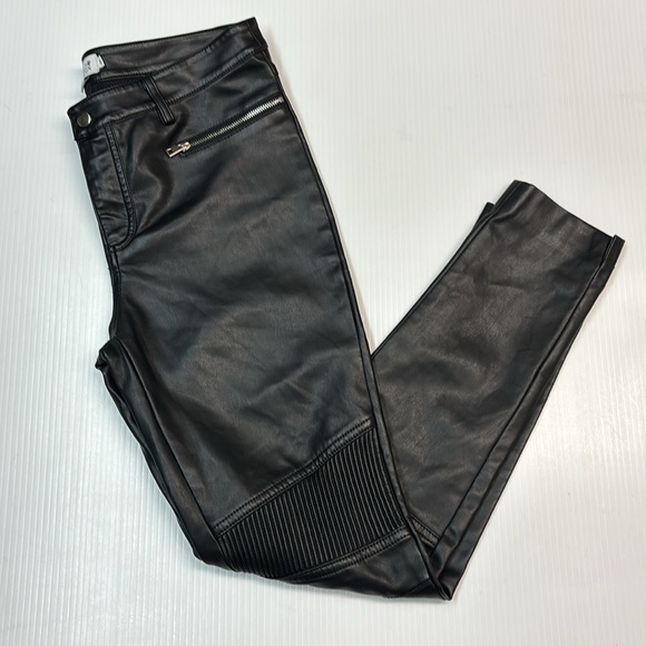 Molly Bracken Black Vegan Leather Skinny Pant. Sz S - Picture 3 of 13